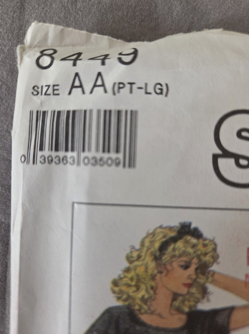 Simplicity 8449 Sewing Pattern - Picture 2 of 3